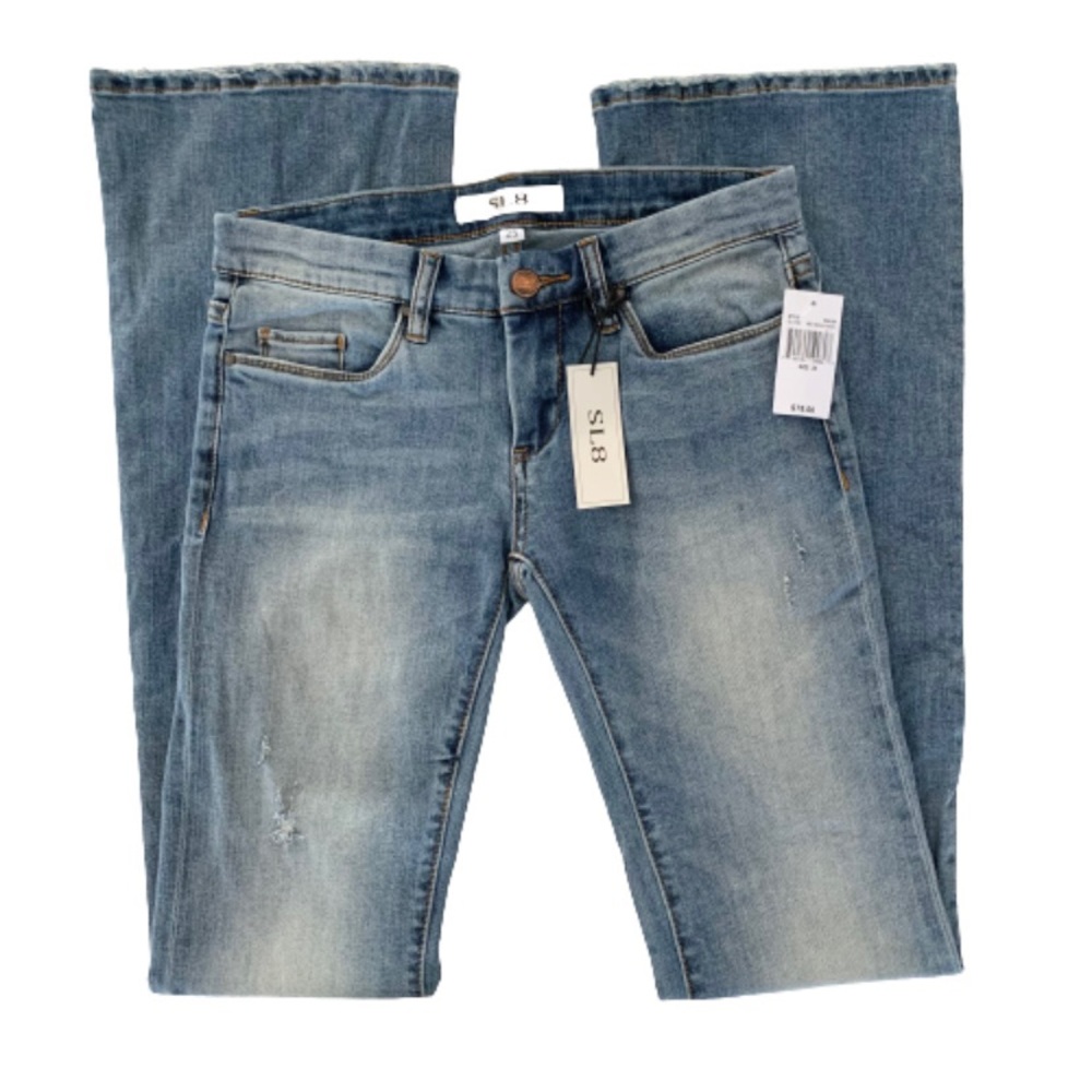 SL8 NWT Bootcut Faded, Distressed Jean W25